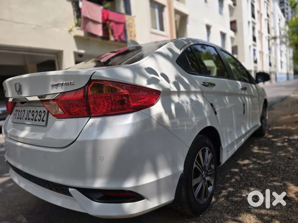 Honda City 2022 Petrol Well Maintained
