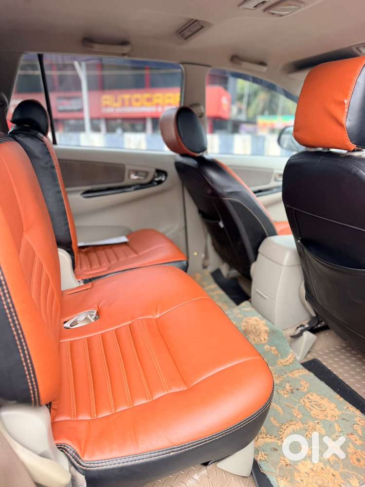 Toyota Innova 2.5 Vx 8 Str Bs-iii, 2012, Diesel