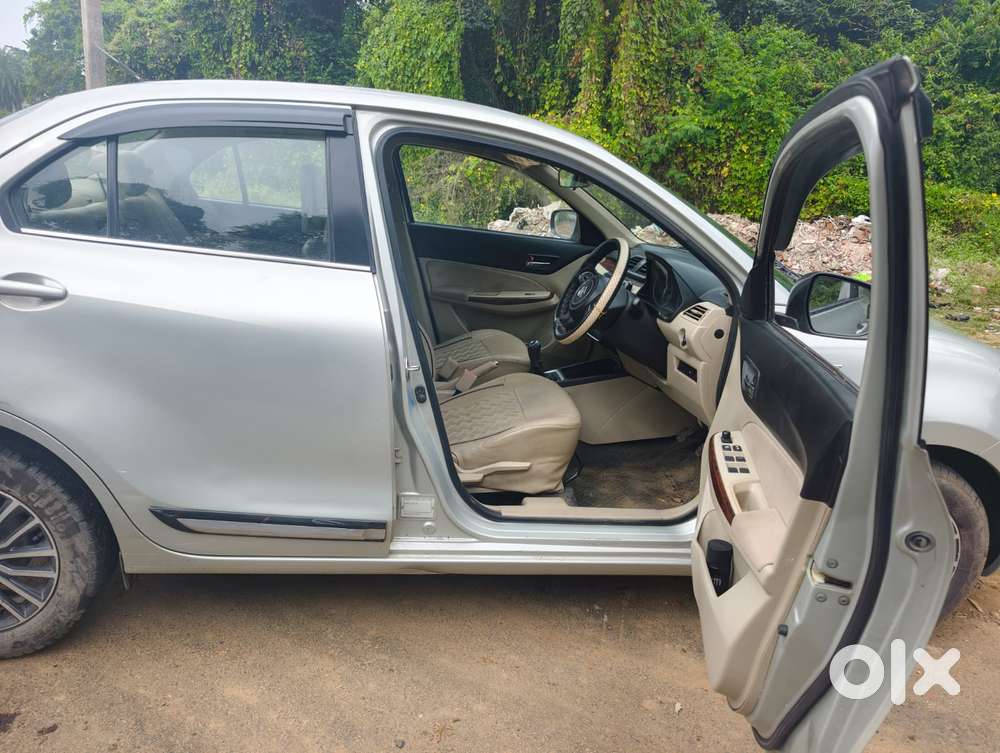 Maruti Suzuki Dzire 1.2 Zxi, 2017, Petrol