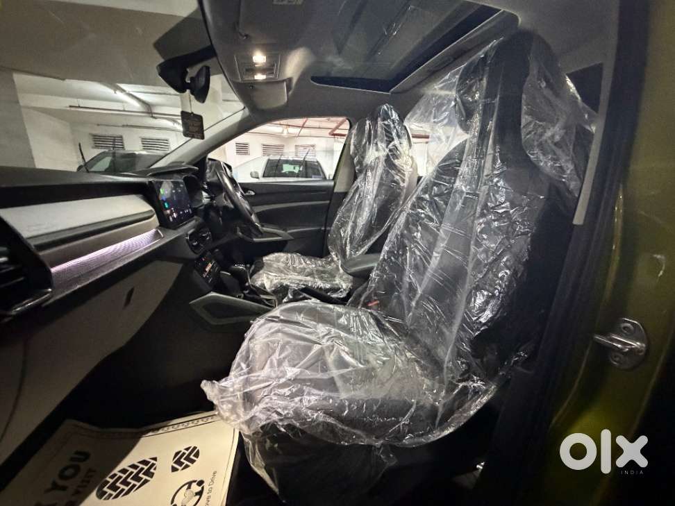 Skoda Kylaq Prestige At, 2025, Petrol