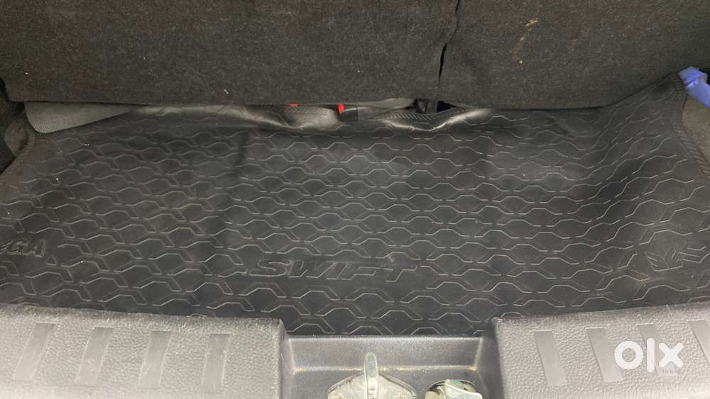 Maruti Suzuki Swift Vxi, 2016, Petrol