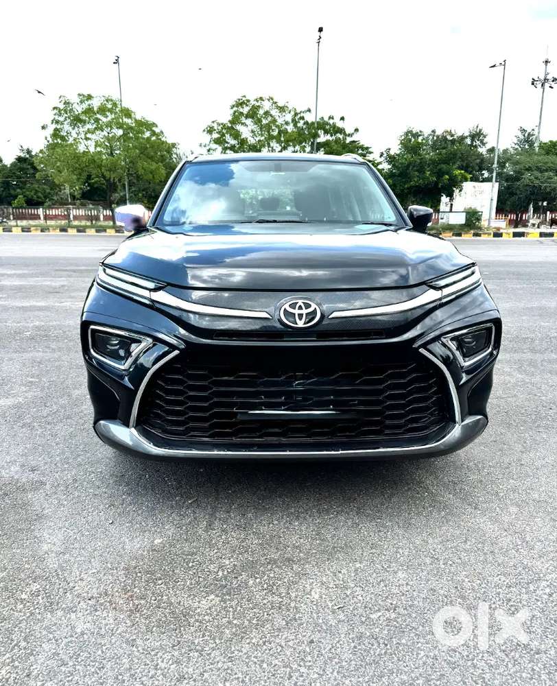 Toyota Hyryder S Hybrid 2023