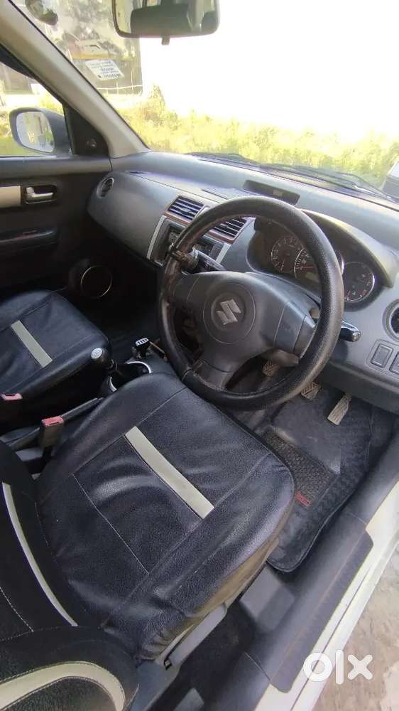 Maruti Suzuki Swift 2011