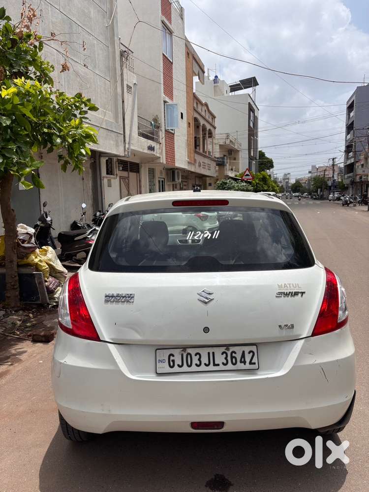 Maruti Suzuki Swift Vxi 2017