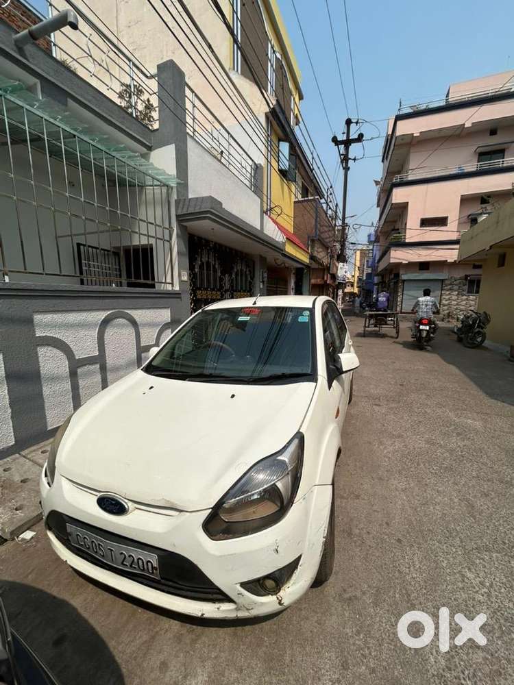 Ford Diesel Car 2011 Model