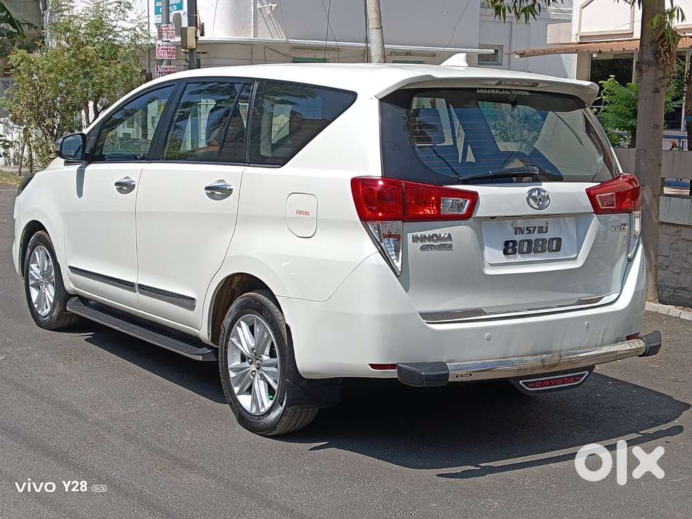 Toyota Innova Crysta
