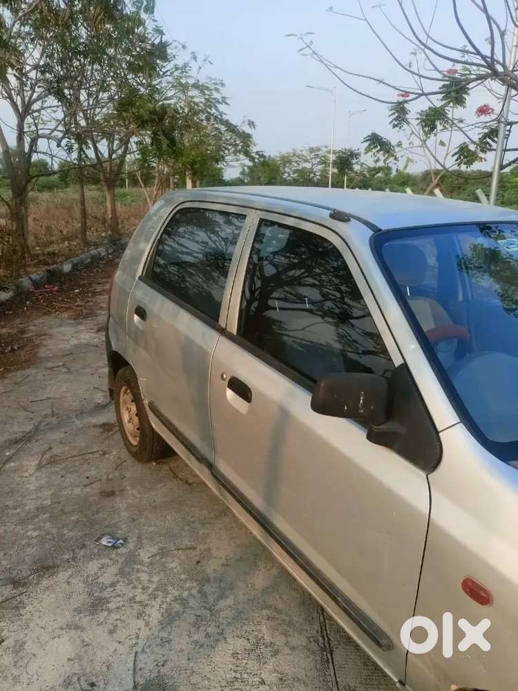 Alto 800 Lxi
2004 Model 
90% Tyres
78353 Km Driven 
Milage - 18 Kmpl