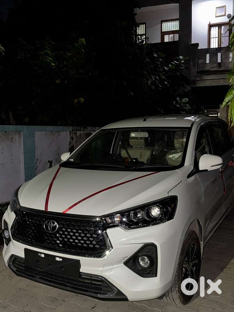 Toyota Rumion Petrol 2024