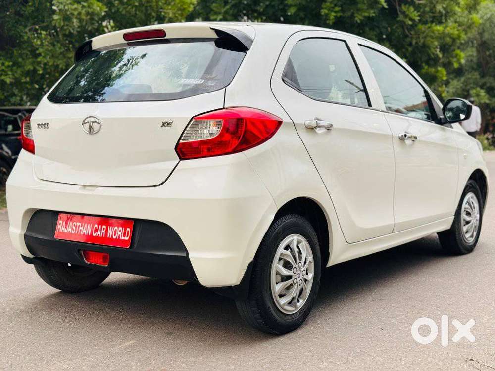 Tata Tiago 1.2 Revotron Xe Option, 2017, Petrol