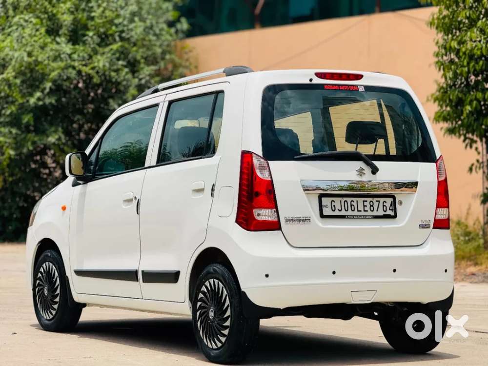 Maruti Suzuki Wagon R 1.0 Vxi Amt, 2018, Petrol