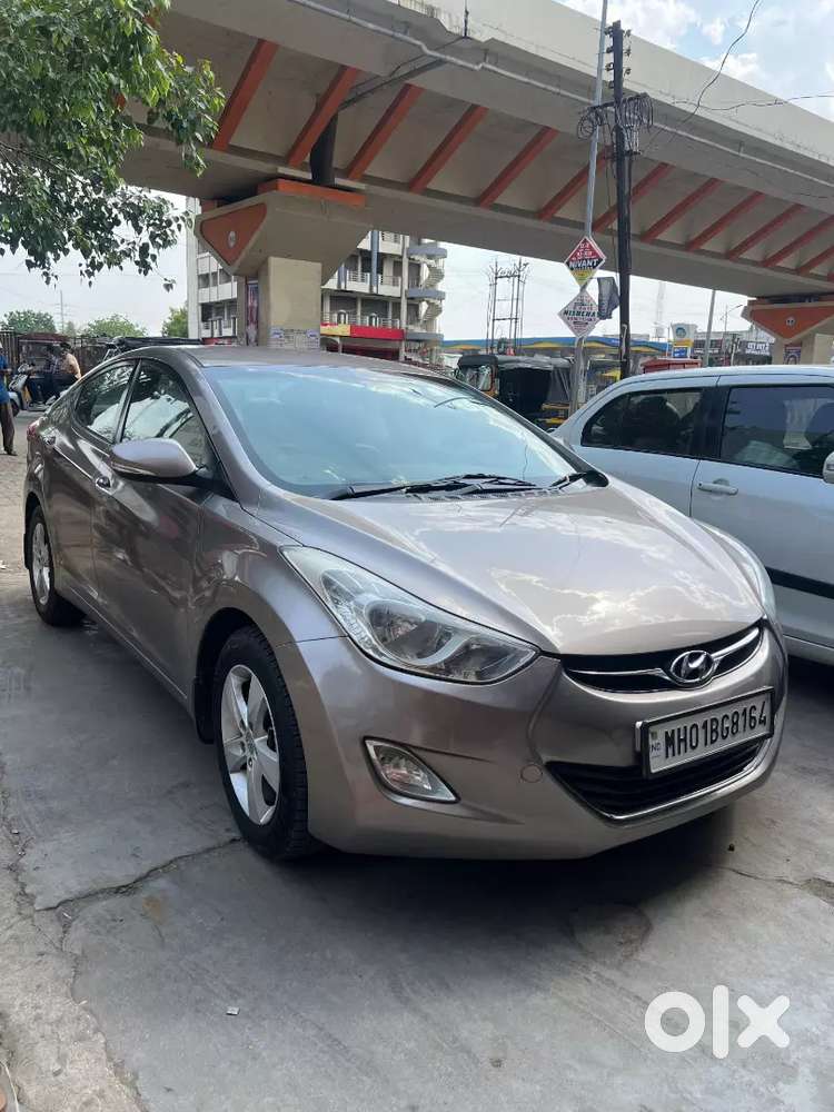 Hyundai Elantra Petrol
