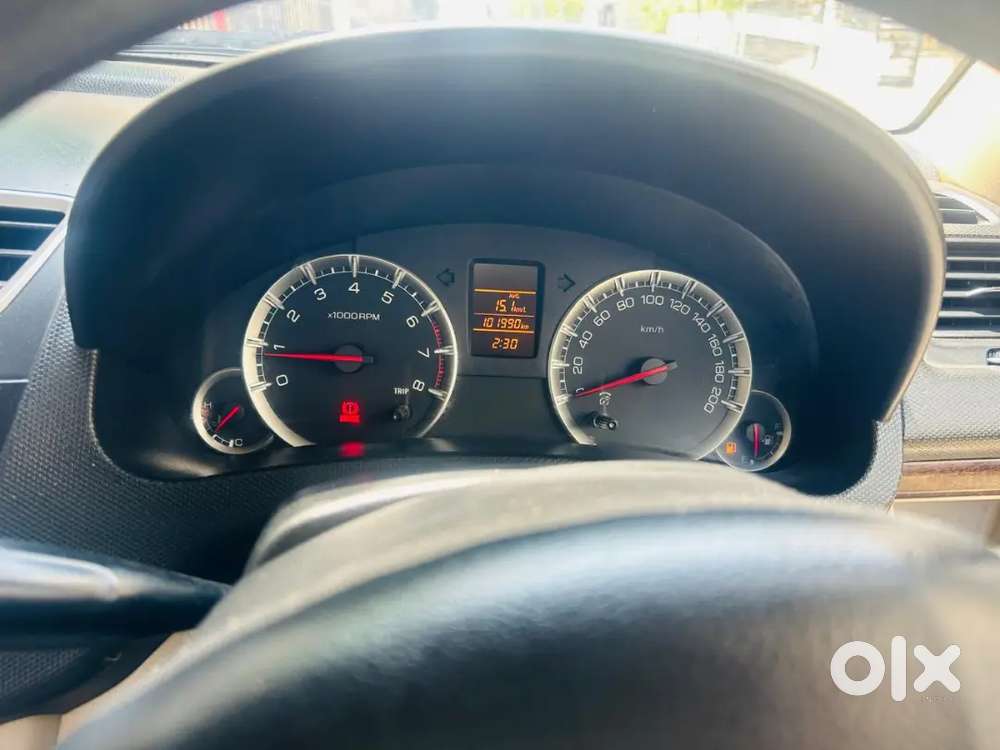 Maruti Suzuki Dzire Vxi 2013, 2nd Own, White Color, Showroom Condition