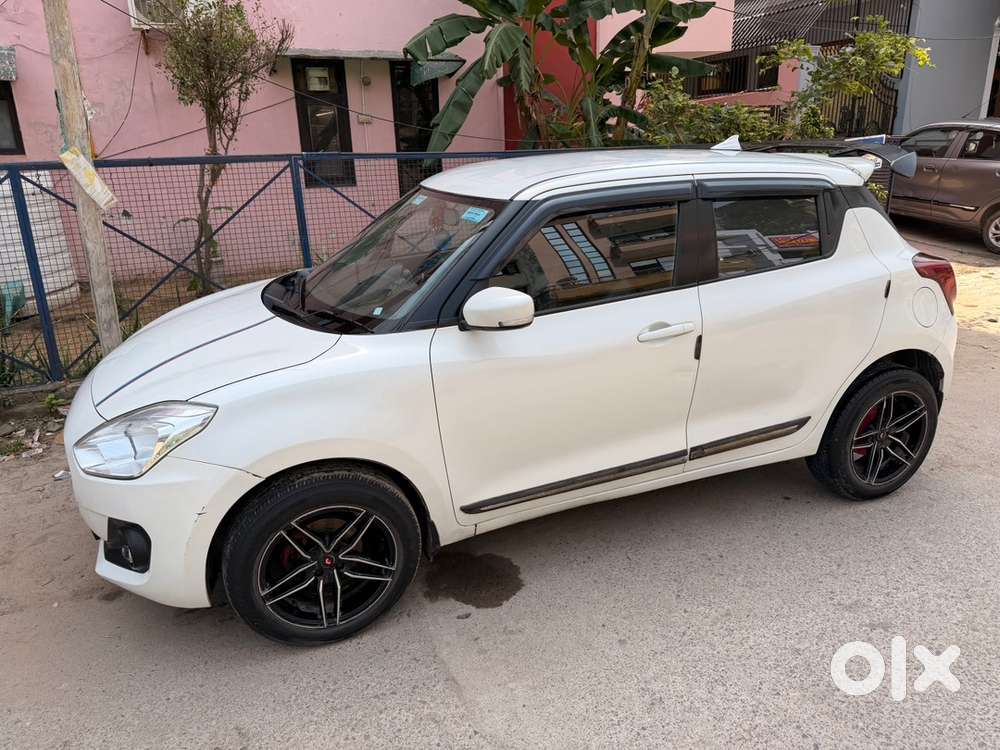 Maruti Suzuki Swift Petrol 2022