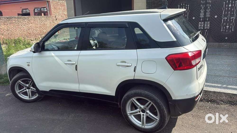 Maruti Suzuki Brezza 2016 Diesel Well Maintained