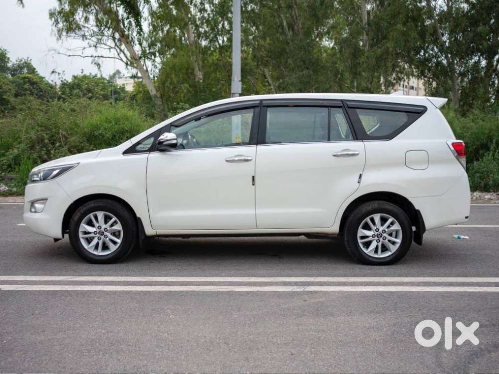 Toyota Innova Crysta 2.7 Zx At, 2017, Petrol