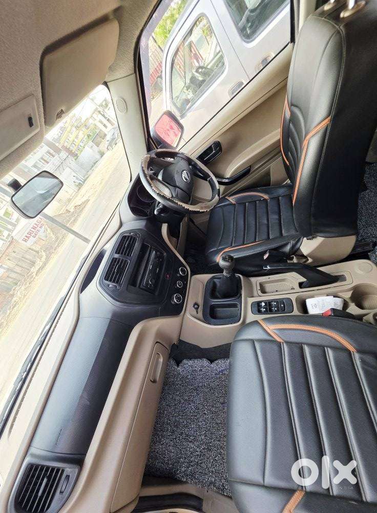 Mahindra Tuv 300 T6, 2019, Diesel