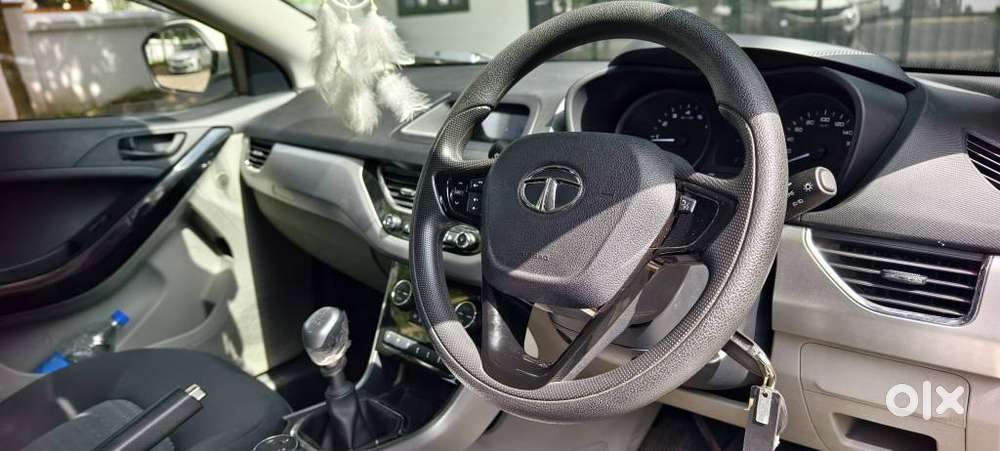Tata Nexon 1.2 Revotron Xt, 2019, Petrol