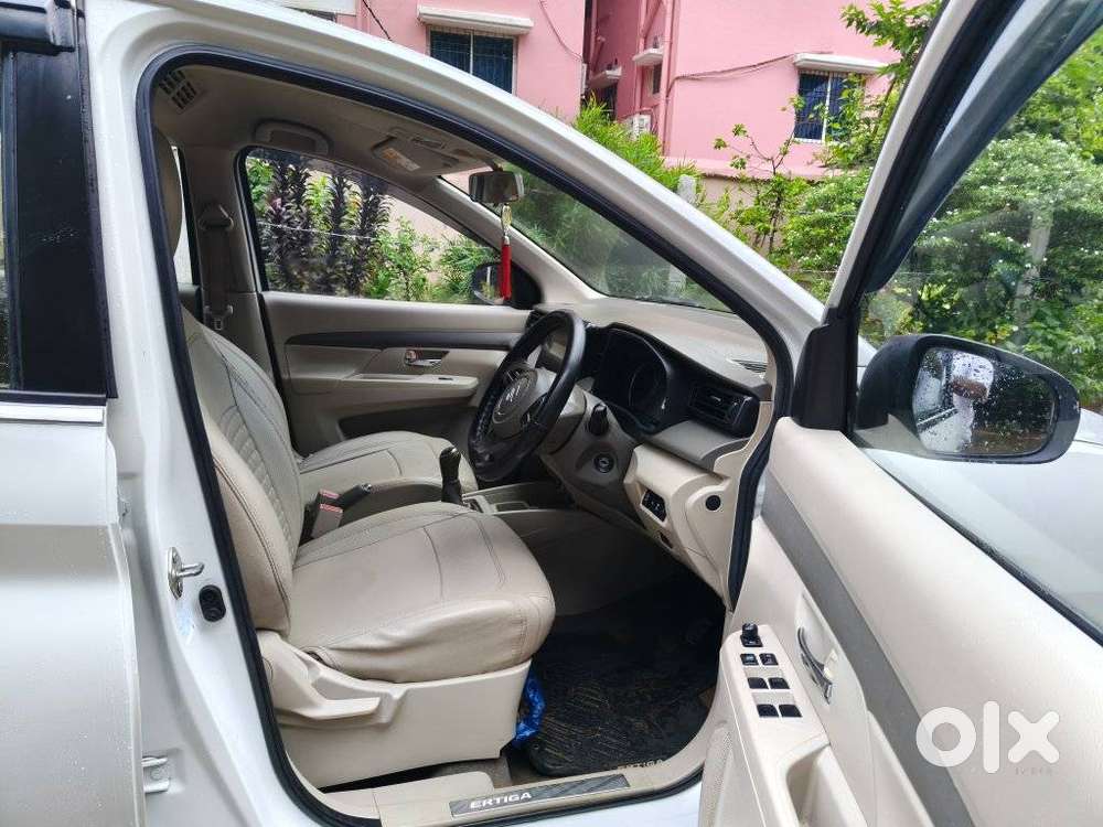 Maruti Suzuki Ertiga Vxi Shvs, 2024, Petrol