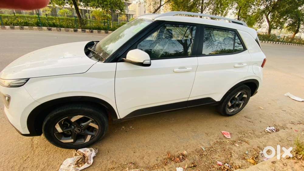 Excellent Condition, No Noise, Sunroof Model,perfect Interior/exterior