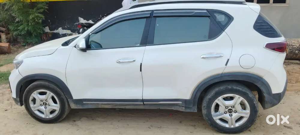 Kia Sonet Petrol 2020