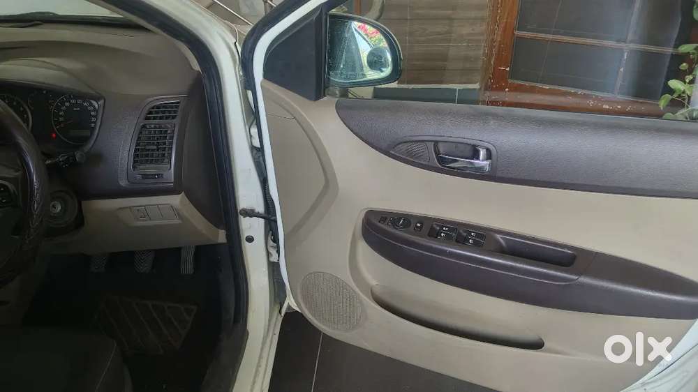 Hyundai I20 2009 Petrol 110000 Km Driven