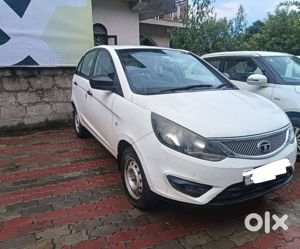 Tata Bolt Revotron Xe, 2017, Petrol