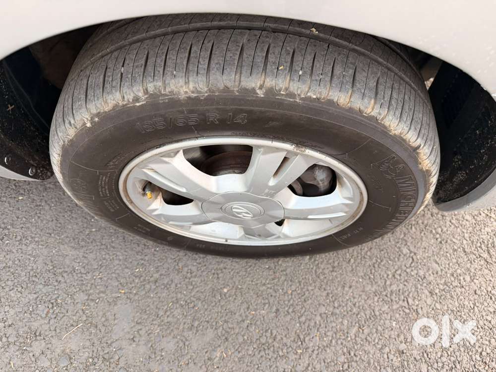 Hyundai I20 1.4 Asta (at), 2011, Petrol