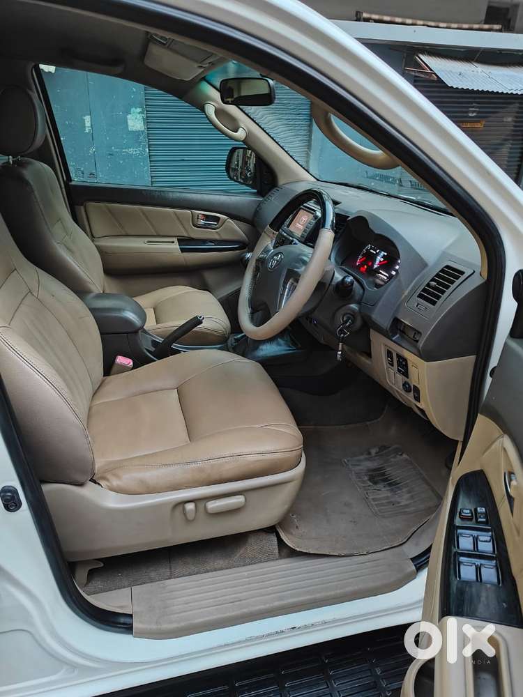 Toyota Fortuner 3.0 4x4 Manual, 2013, Diesel