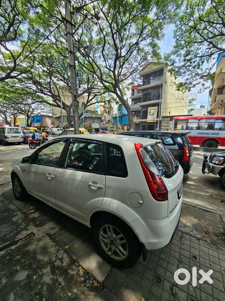 Ford Figo 1.5D Titanium MT, 2011, Diesel
