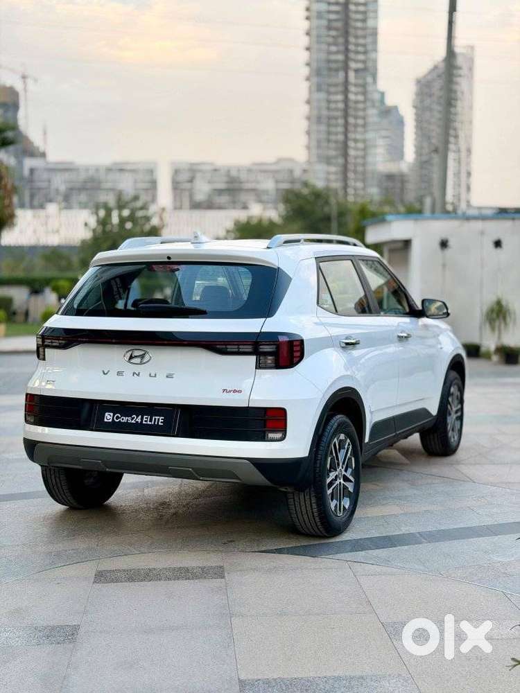 Hyundai Venue Sx Plus Turbo Dct, 2025, Petrol