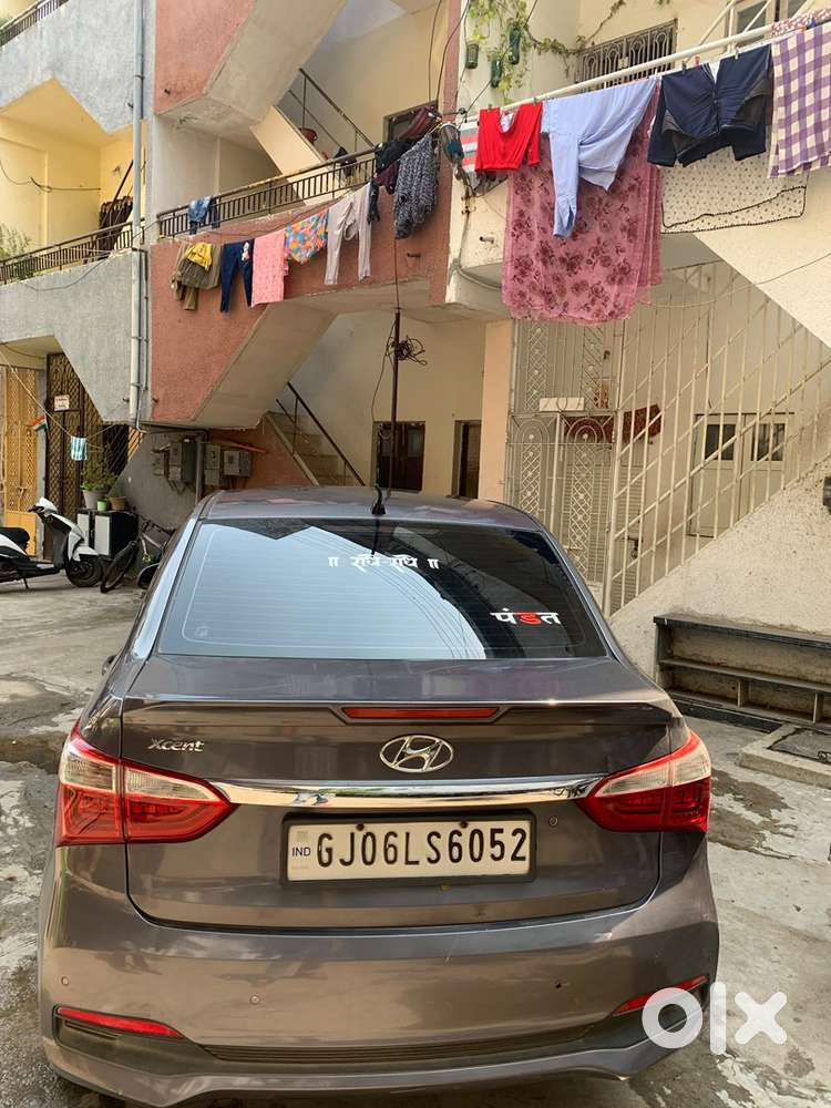Hyundai Xcent 2018 Petrol