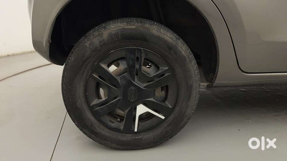 Datsun Redigo T Option, 2017, Petrol