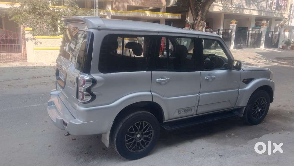 Mahindra Scorpio S4 Plus, 2017, Diesel