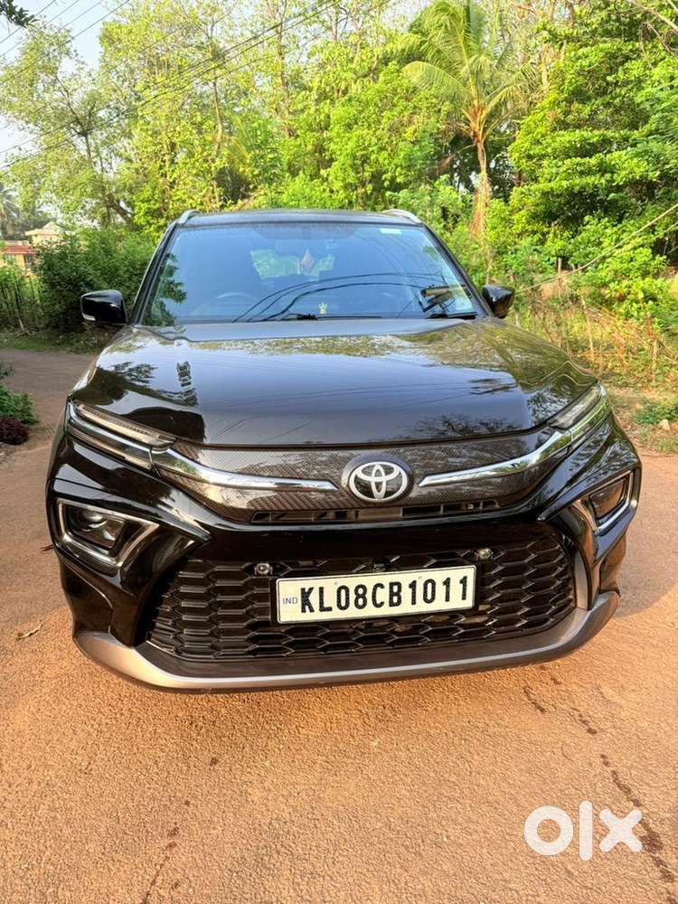 Toyota Urban Cruiser Hyryder V Hybrid