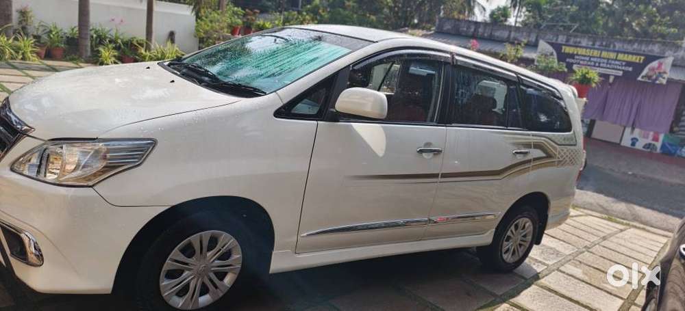 Toyota Innova 2.5 G (diesel) 8 Seater, 2012, Diesel