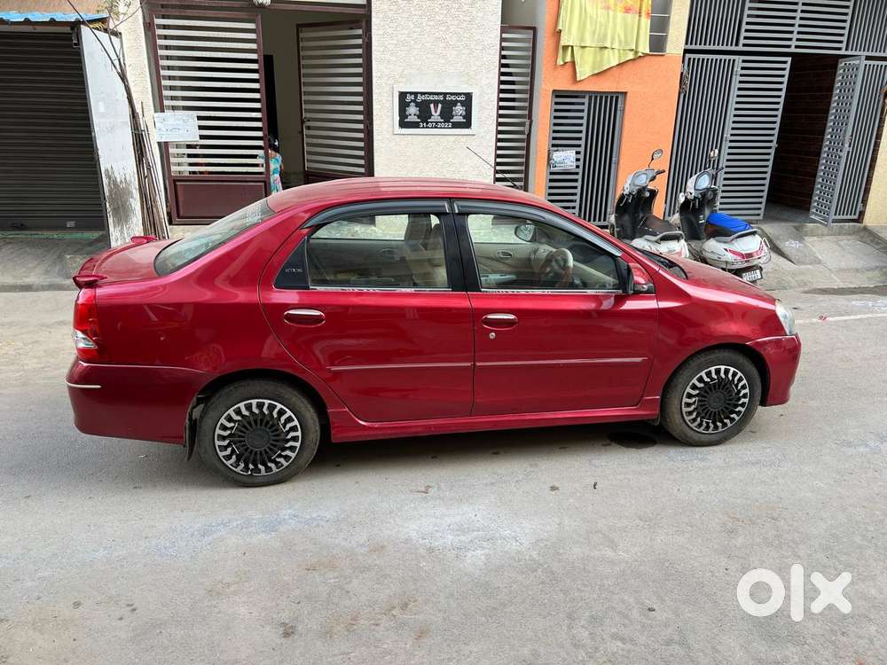 Toyota Etios 1.5 V, 2017, Petrol