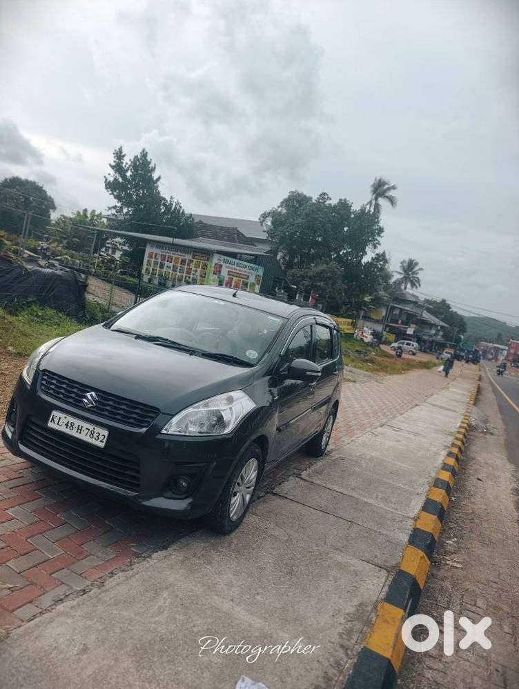 Maruti Suzuki Ertiga, 2016, Petrol