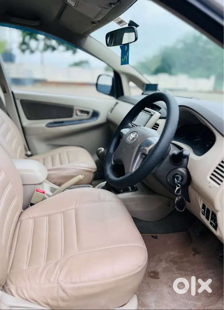 Toyota Innova 2015 Diesel Well Maintained