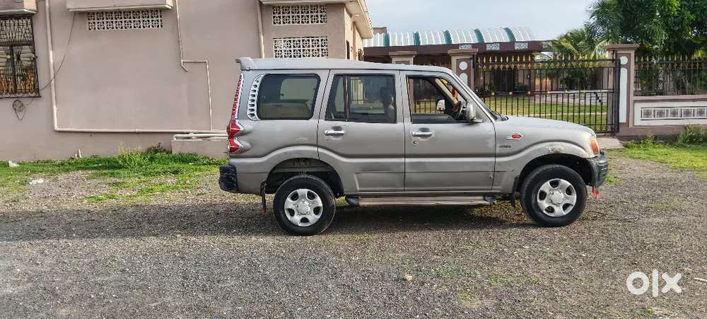 Mahindra Scorpio