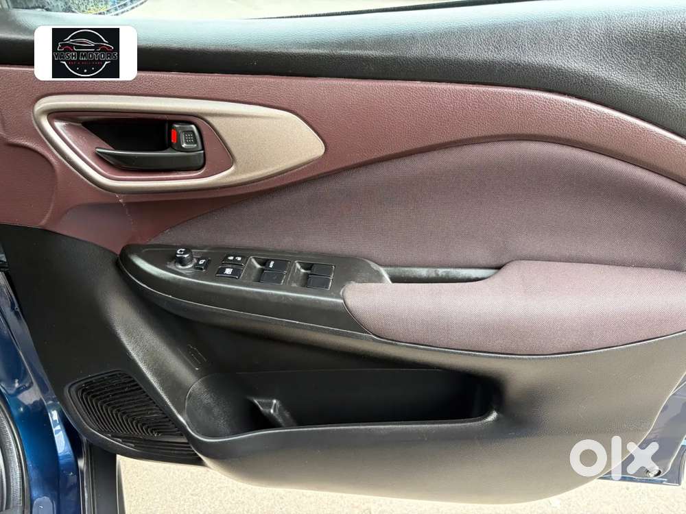 Maruti Suzuki Fronx Delta Plus 1.2 Ags, 2023, Petrol