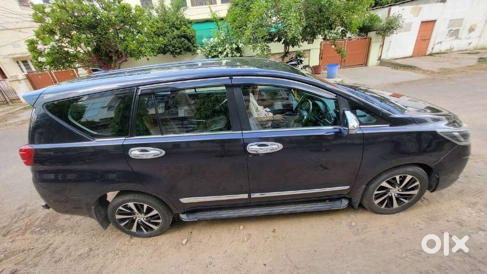 Toyota Innova Crysta [2020-ongoing] 2.4 Zx At 7 Str, 2022, Diesel