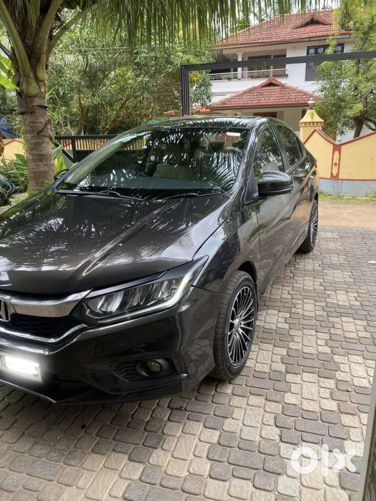 Honda City Zx 2017 Petrol Well Maintained