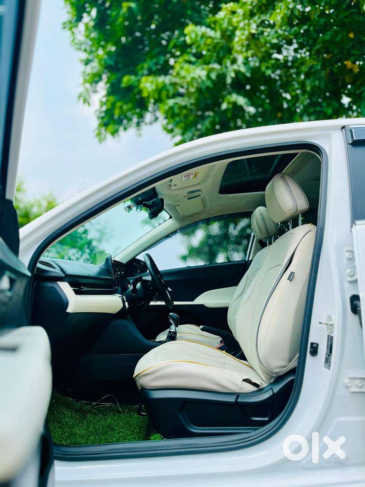 Hyundai Verna 1.5 Sx Petrol Mt, 2024, Petrol