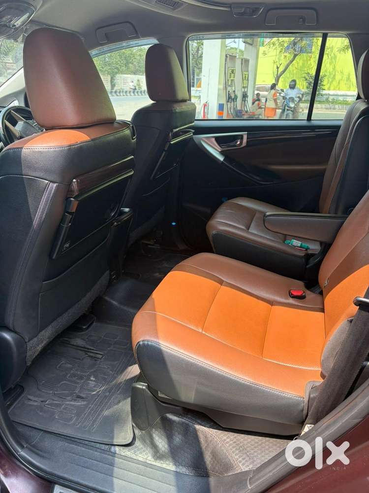 Toyota Innova Crysta 2.8z Automatic, 2021, Diesel