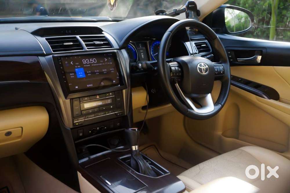 Toyota Camry Hybrid 2.5, 2017, Cng & Hybrids