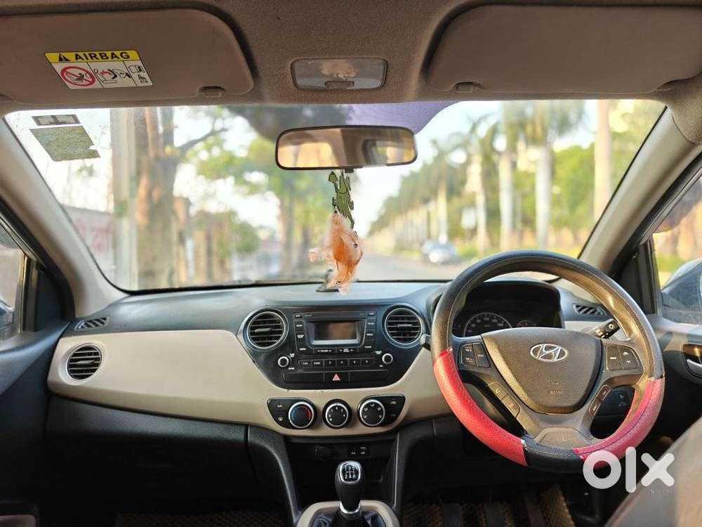 Hyundai Grand I10 Sportz, 2016, Petrol