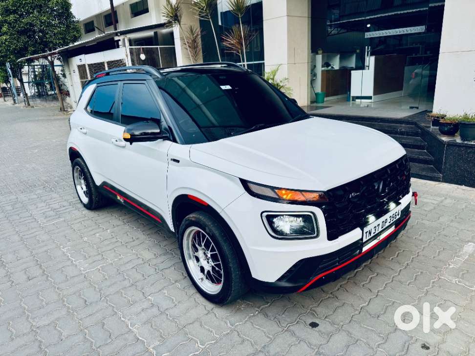 Hyundai Venue N Line 1.0 N8 Turbo Dct Dual Tone, 2022, Petrol