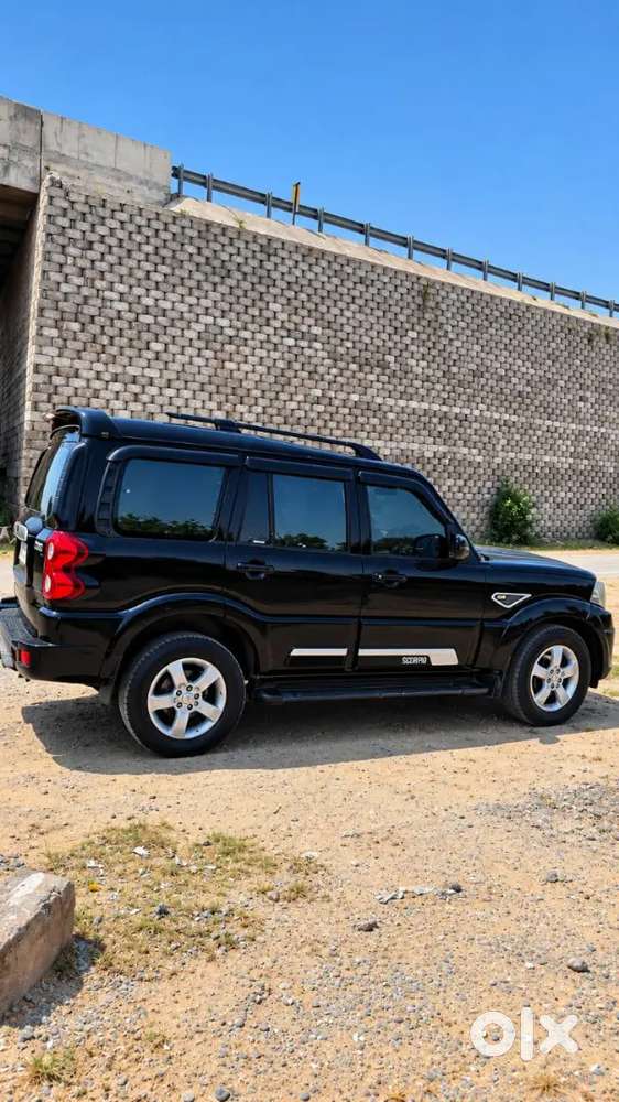 Mahindra Scorpio Classic 2018