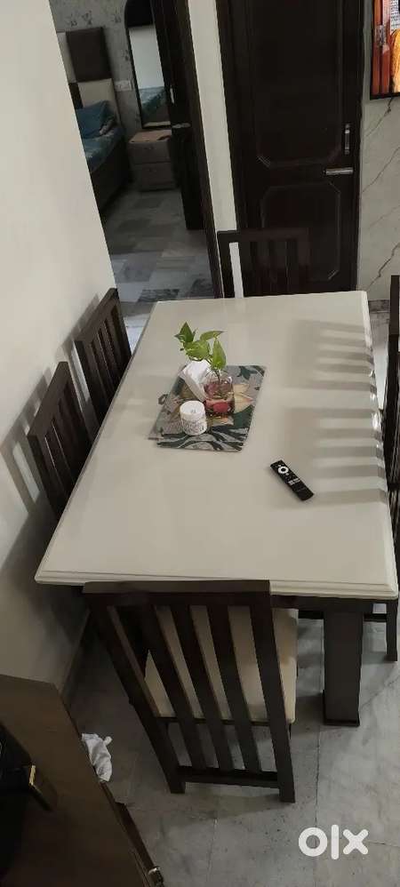 Modern 6-Seater Dining Set with Premium White Marble Top