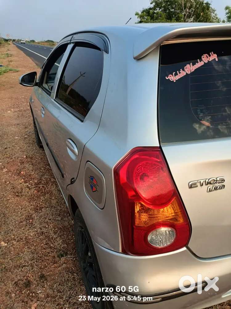 Toyota Etios Liva 2015 Diesel Well Maintained